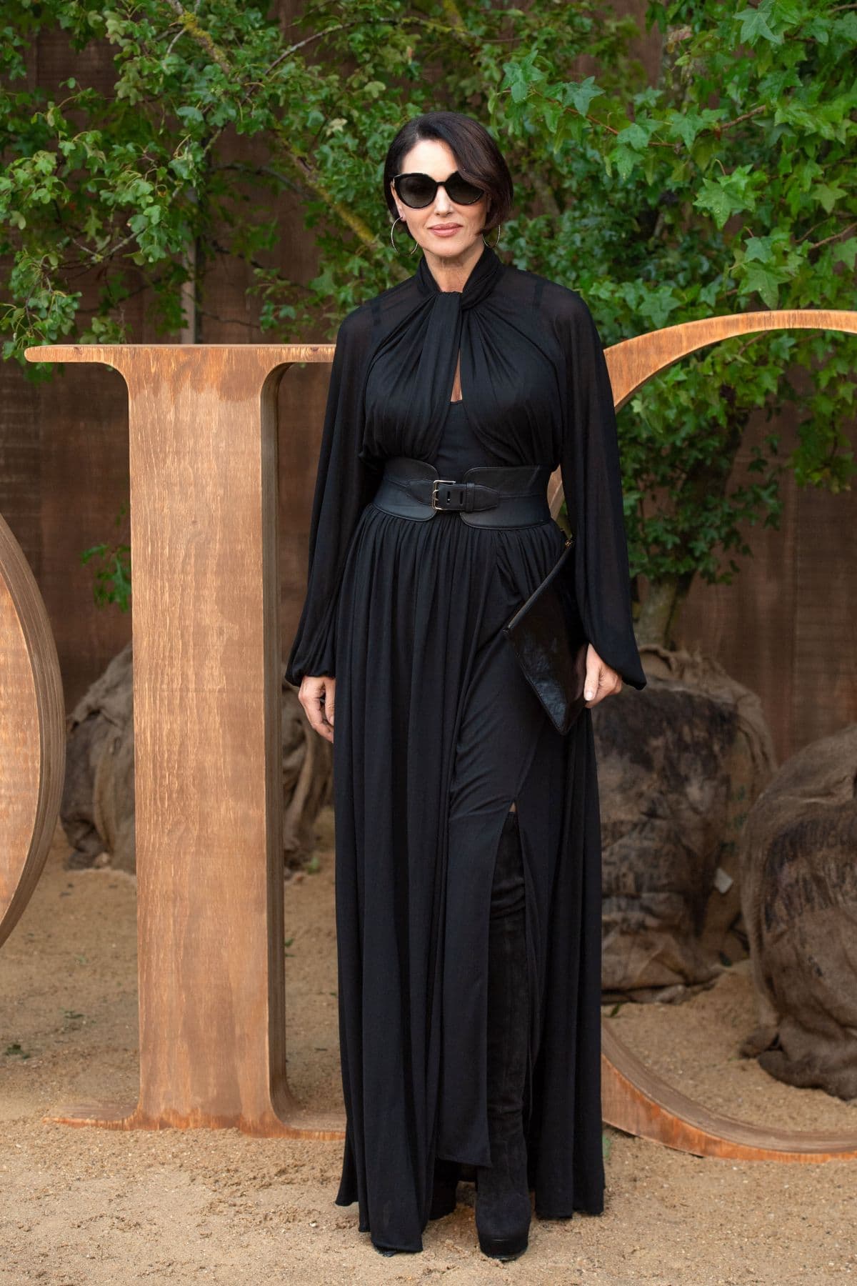 Proving she’s master of the cut, Bellucci attends the Dior show with a jaw-grazing bob.