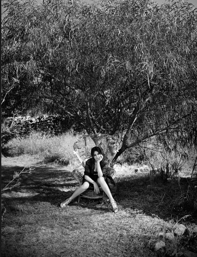 Monica Bellucci, ELLE 2016 — photo 4