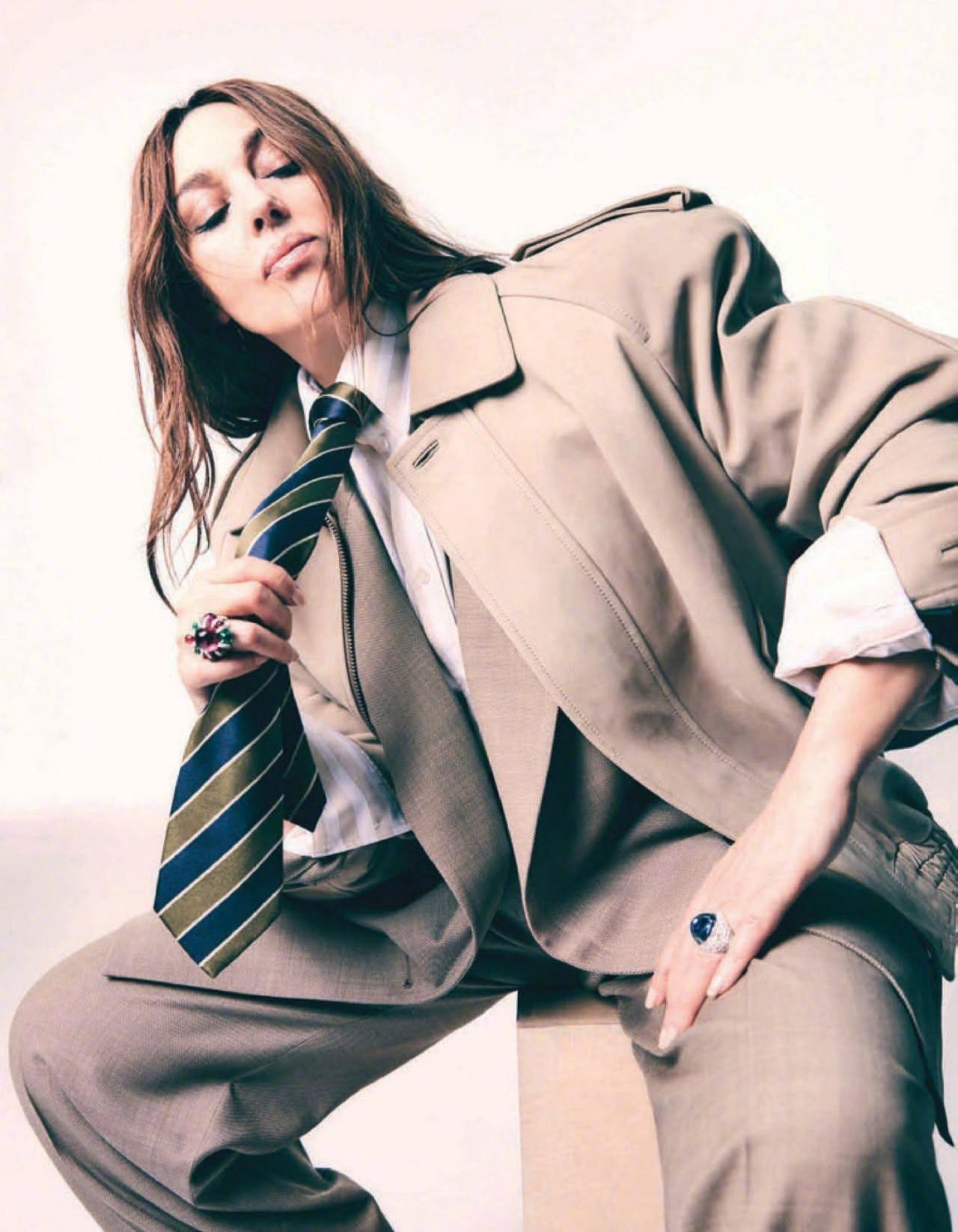 Monica Bellucci en Madame Figaro, julio de 2025, fotografiada por Rocio Ramos y con estilismo de Barbara Baumel.