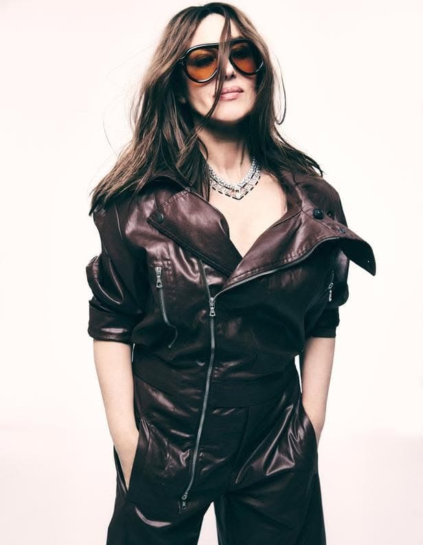 A compact portrait from the Madame Figaro set, balancing softness with cinematic confidence.