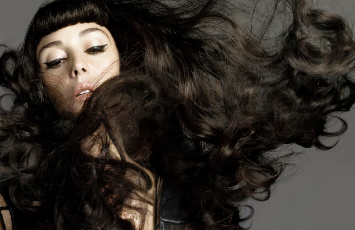 Monica Bellucci, Vogue 2008 — photo 2