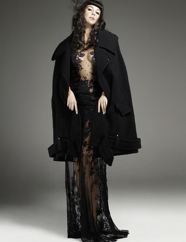 Monica Bellucci, Vogue 2008 — photo 3