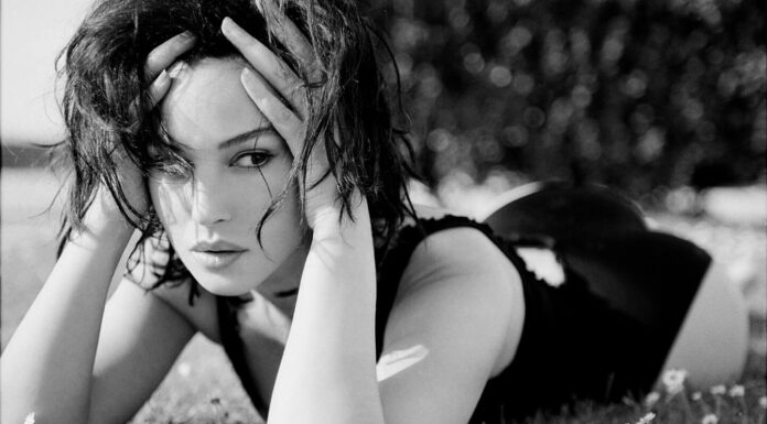 Monica Bellucci, ELLE 2003